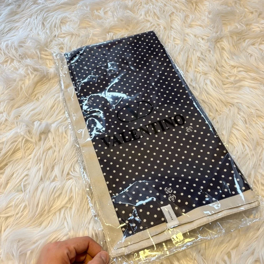 Valentino romantic black cream polka dot silky scarf size 35x35‼️LAST ONE LEFT